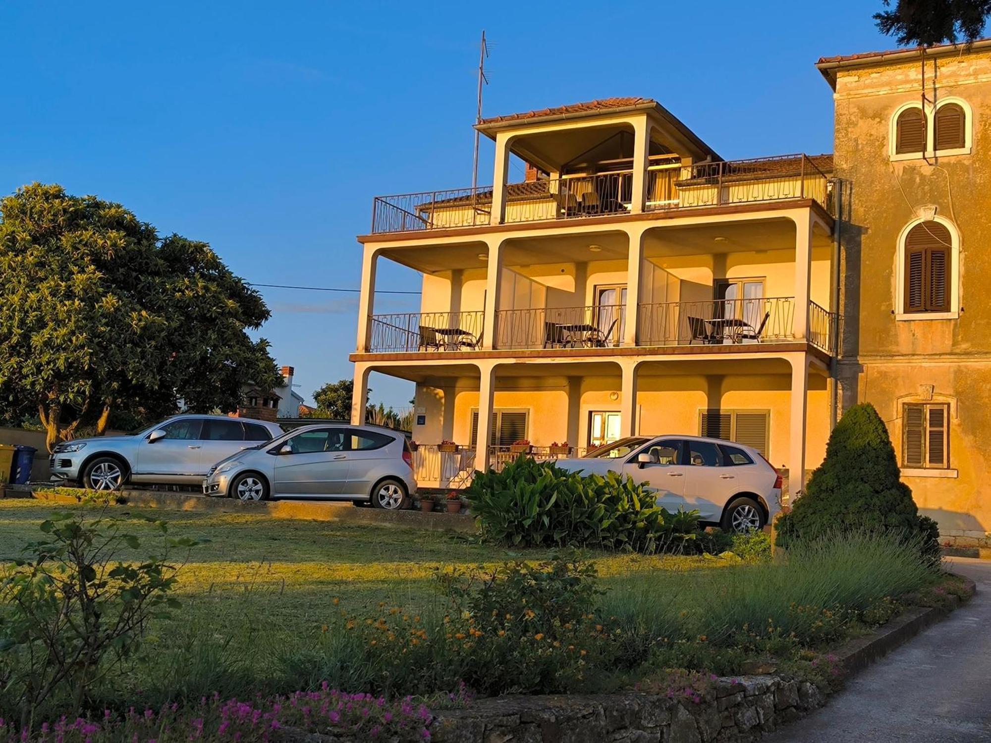 Rooms And Apartment Matika Rovinj Ngoại thất bức ảnh